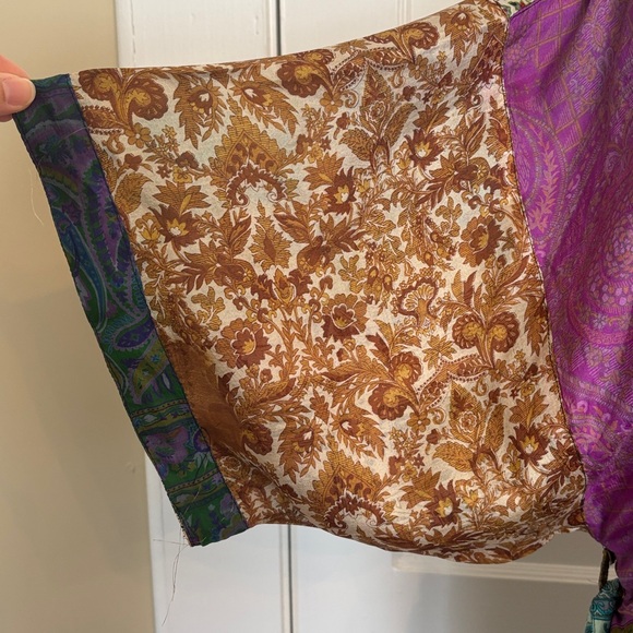 Silk Sacred Threads Robe Vintage - Picture 4 of 10